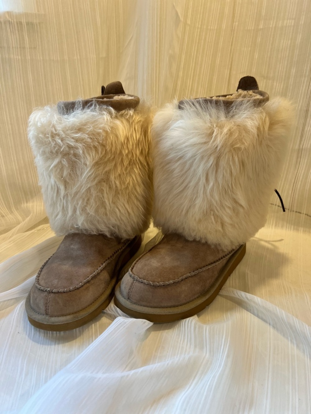 UGG Y2K Suede and Fur Winter Boots in Light Brown and Cream